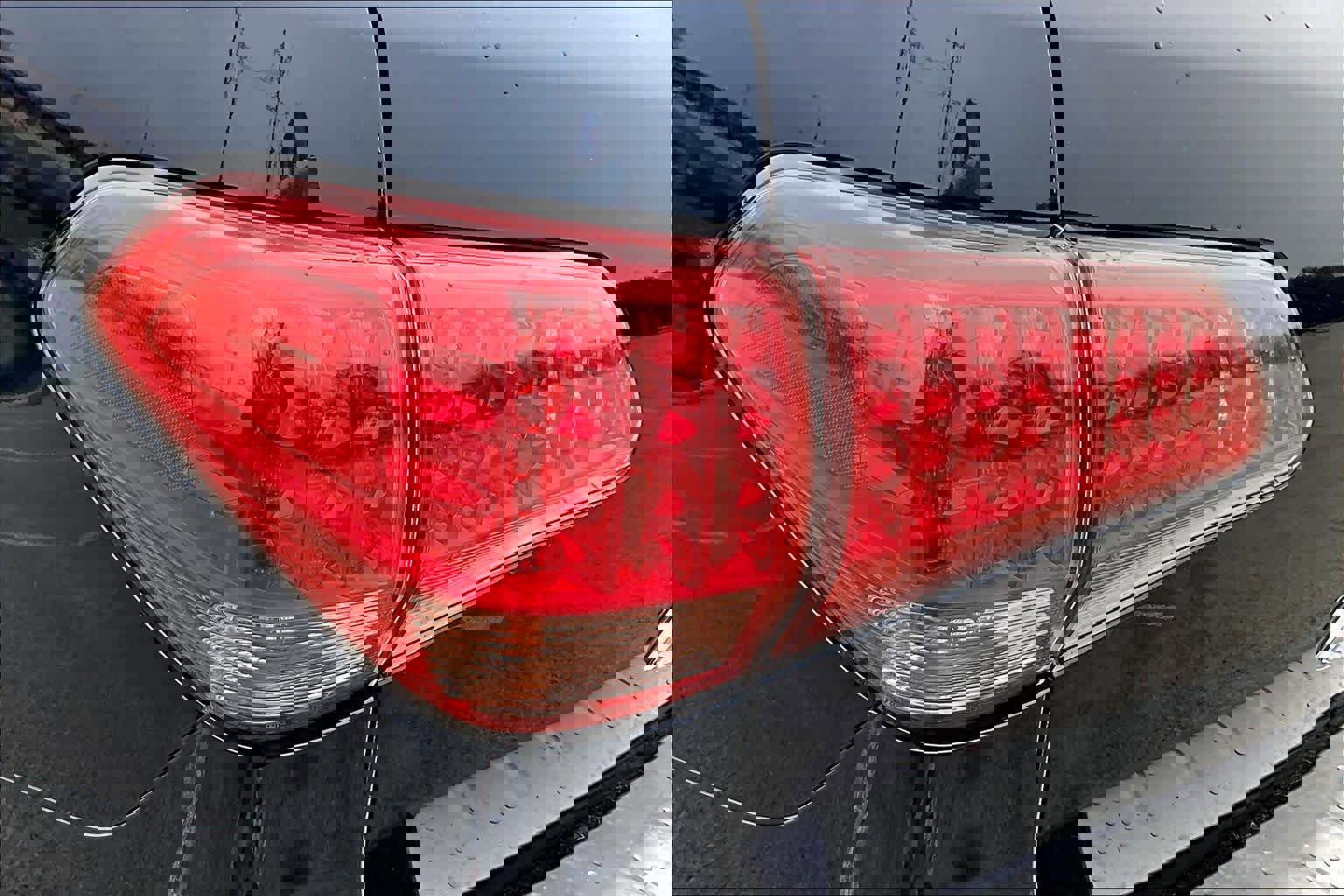 Used 2015 INFINITI QX80 w/ Deluxe Technology Package image 28