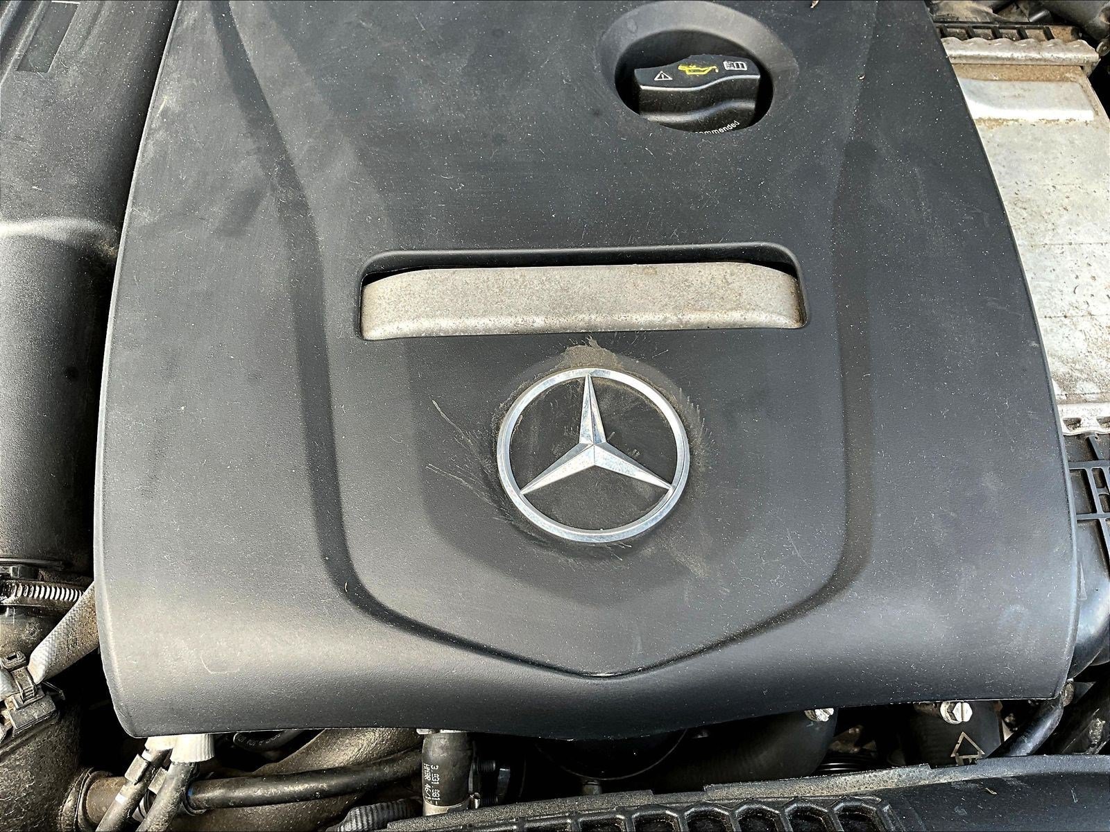 Used 2018 Mercedes-Benz GLC 300 4MATIC image 31