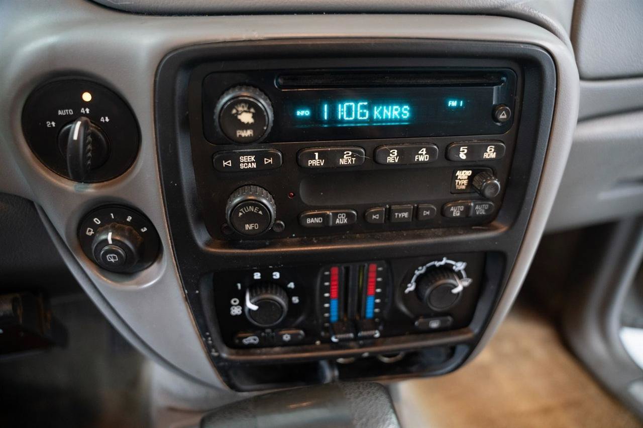 Used 2007 Chevrolet TrailBlazer LS w/ LS Preferred Equipment Group AWD/4WD image 15