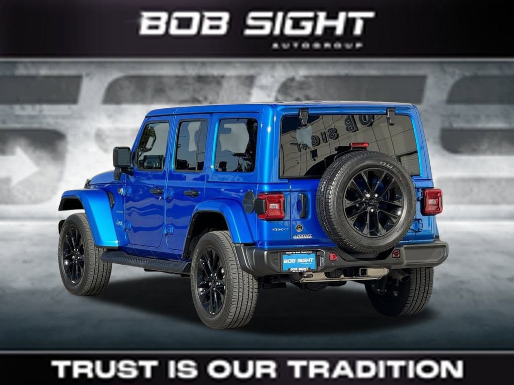 Used 2021 Jeep Wrangler Unlimited Sahara w/ Cold Weather Group image 31