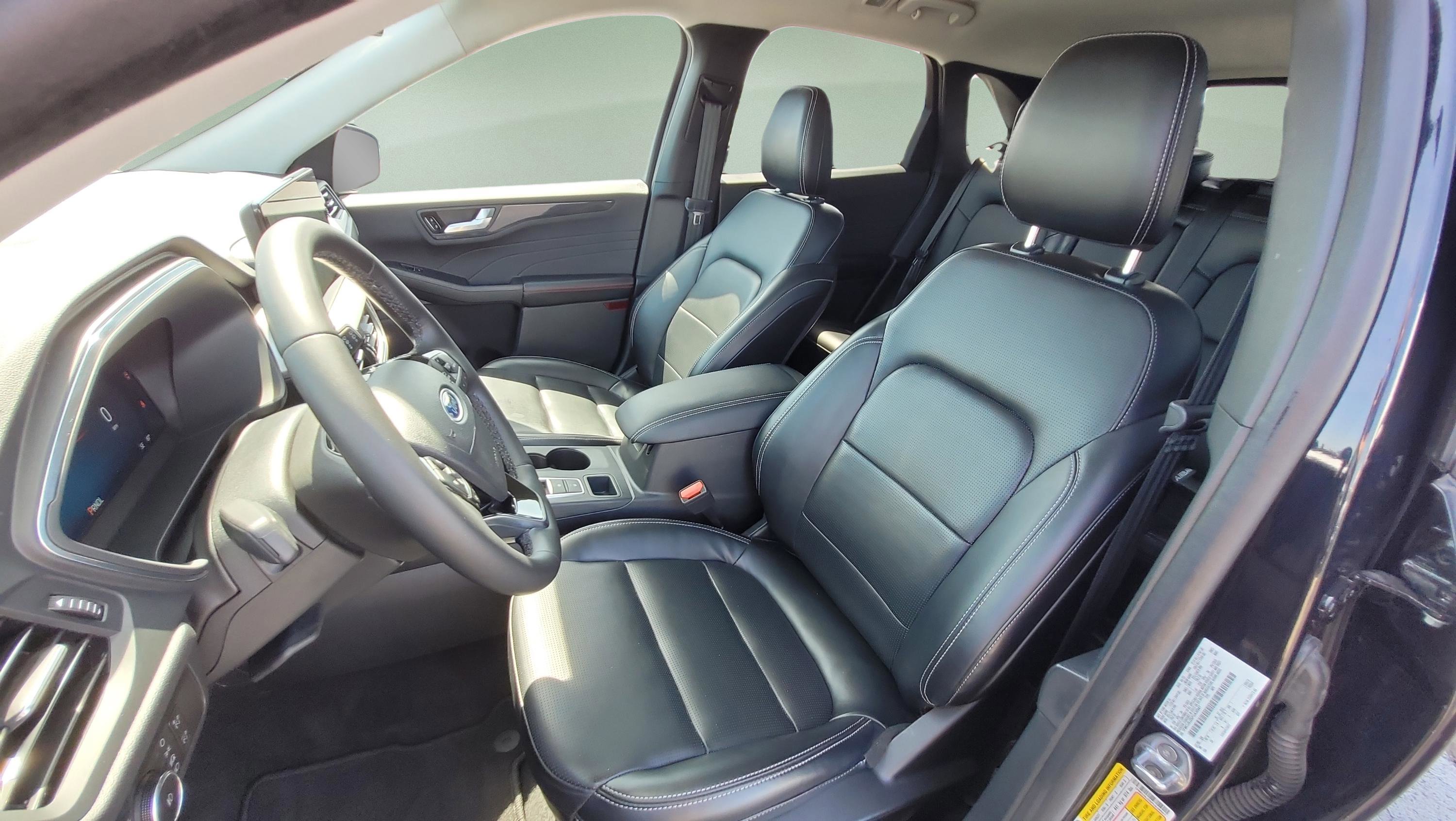 Certified 2023 Ford Escape Platinum image 24