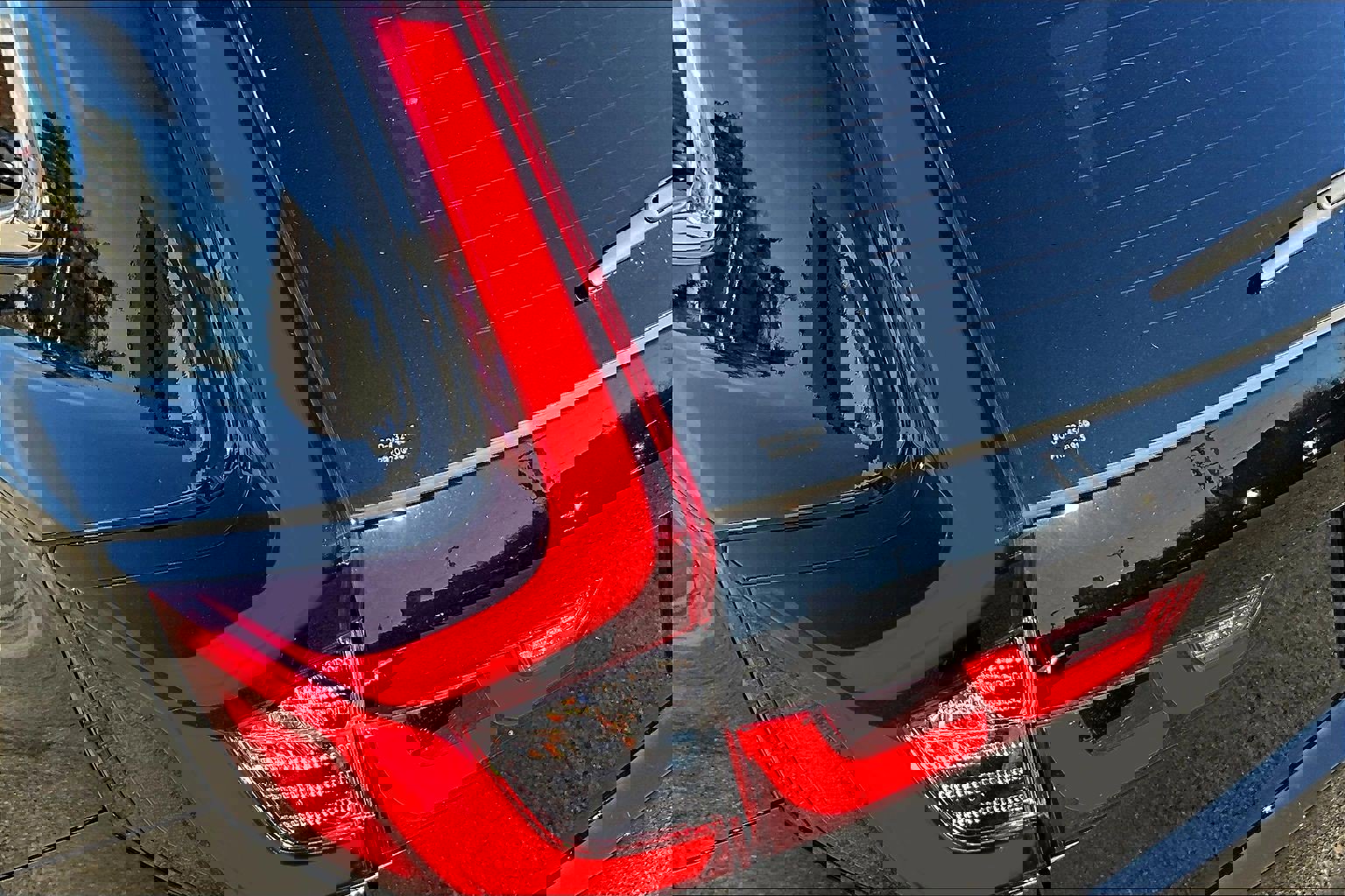 Used 2024 Honda CR-V EX-L image 32