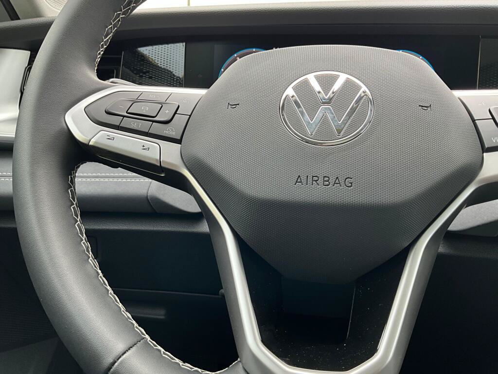 New 2026 Volkswagen Tiguan SE AWD/4WD image 22