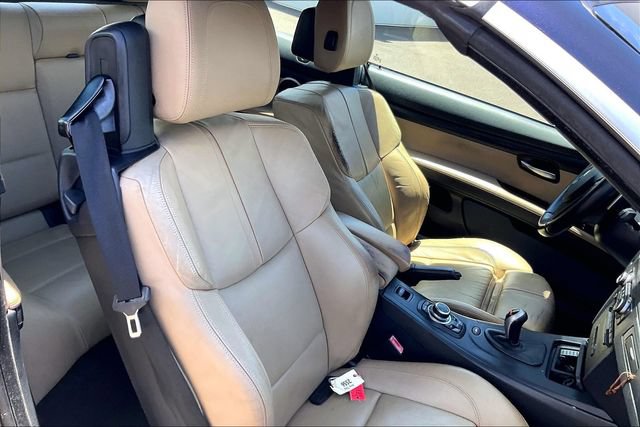 Used 2013 BMW M3 Convertible RWD image 7