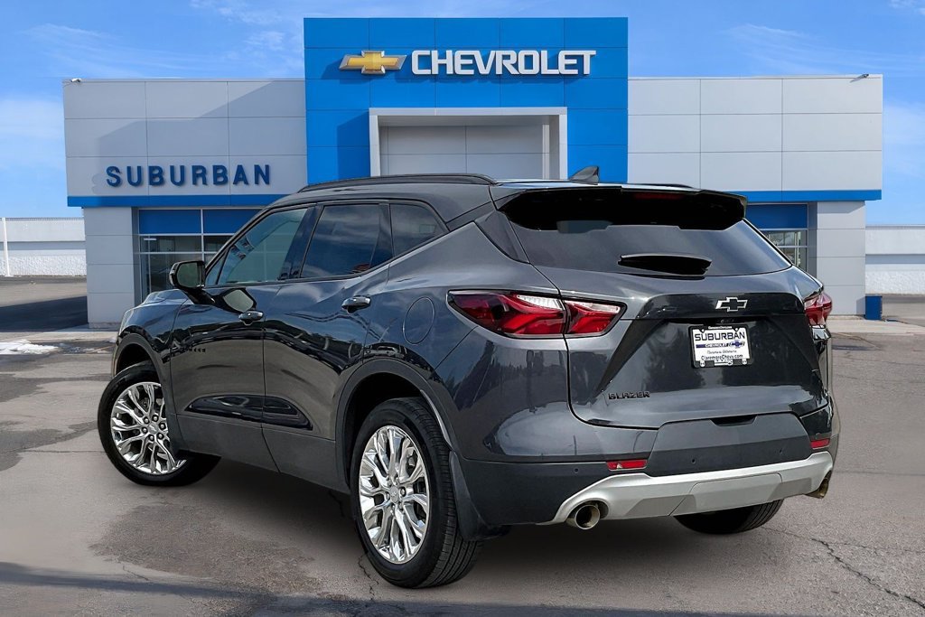 Used 2022 Chevrolet Blazer LT w/ Sound & Technology Package FWD image 3