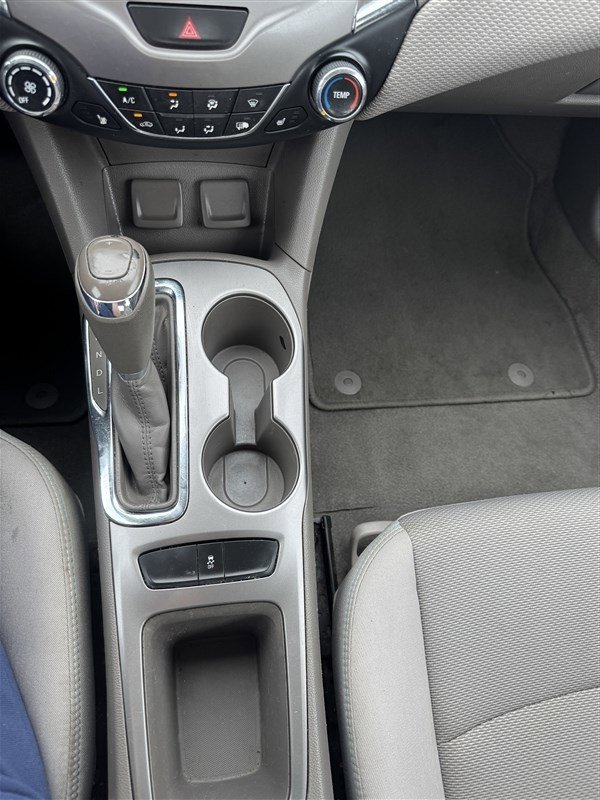 Used 2017 Chevrolet Cruze LT w/ Convenience Package image 21