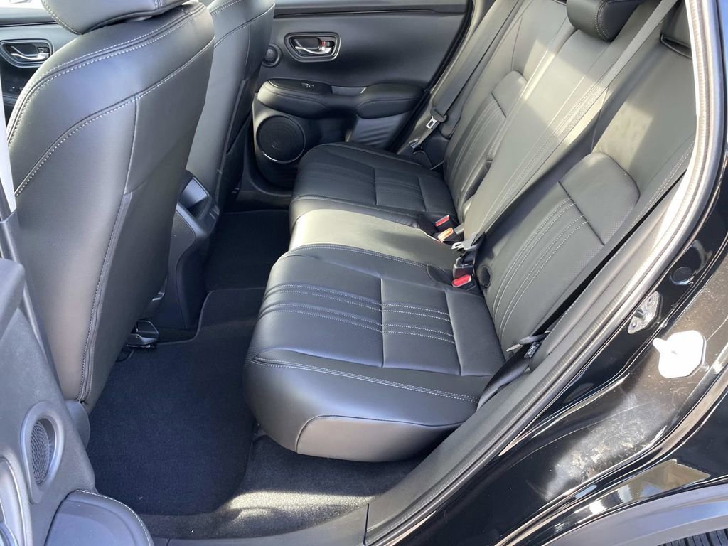 Used 2026 Honda HR-V EX-L image 9