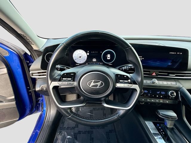 Used 2024 Hyundai Elantra SEL w/ Convenience Package FWD image 11