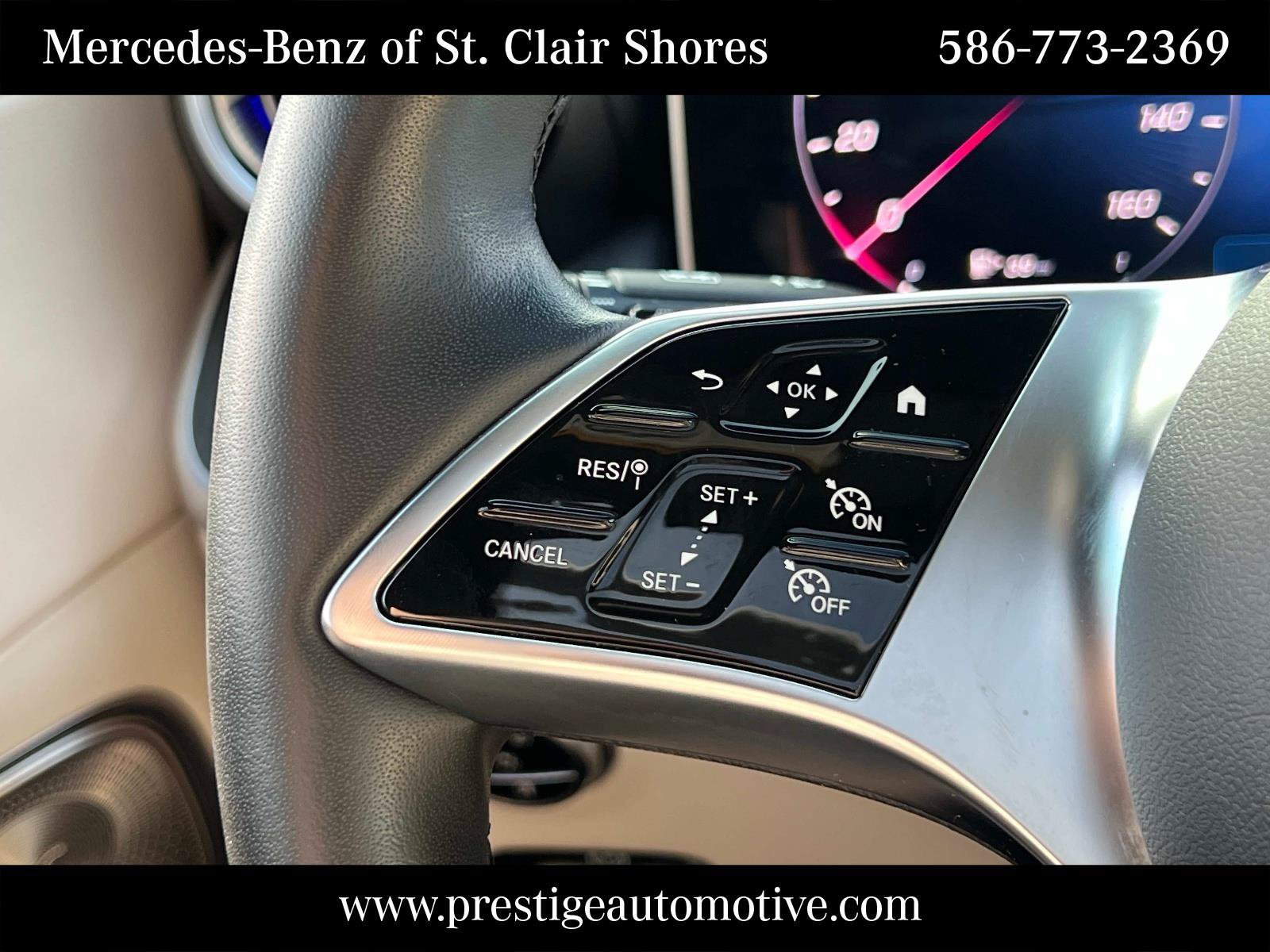 Used 2025 Mercedes-Benz GLC 350e 4MATIC image 34