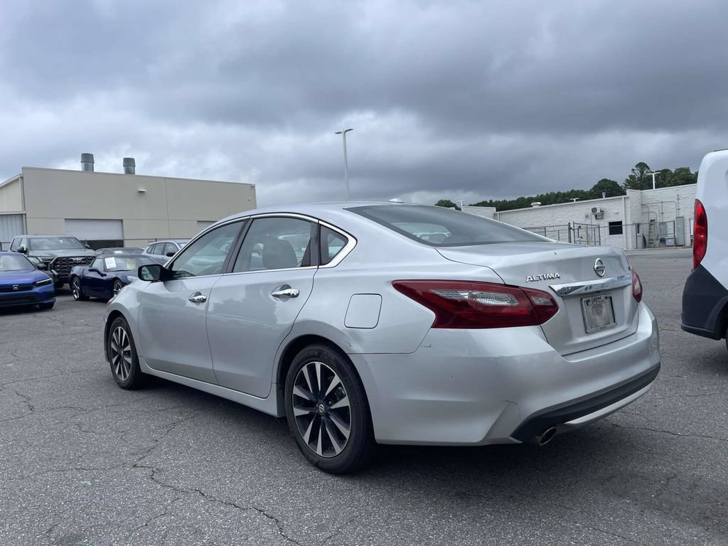 Used 2018 Nissan Altima 2.5 SV FWD image 4