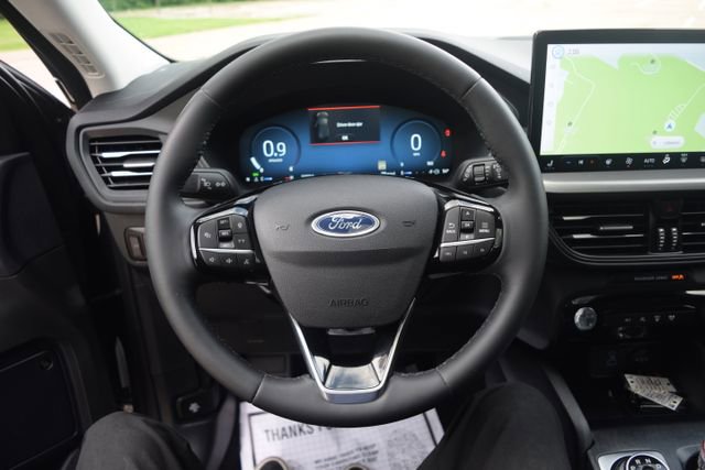 Used 2023 Ford Escape Active w/ Tech Pack #2 AWD/4WD image 4