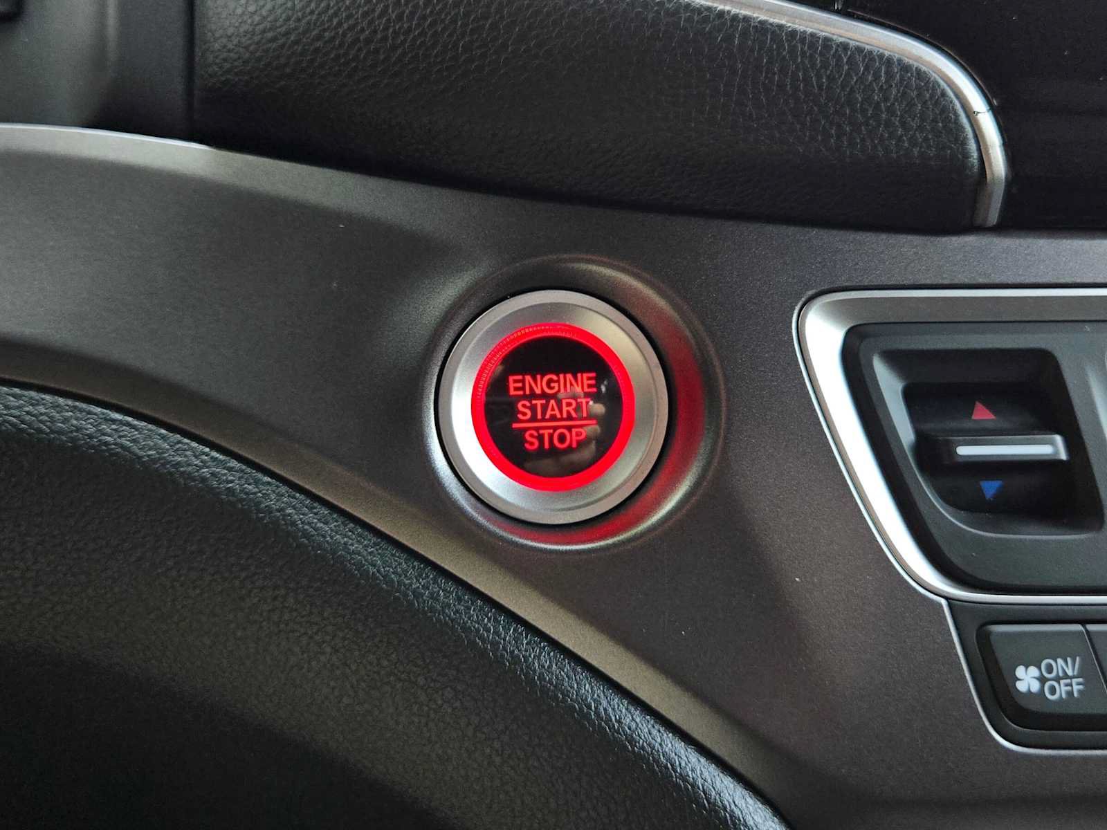 Used 2022 Honda Pilot Sport image 31