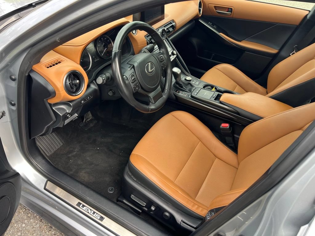 Used 2023 Lexus IS 300 w/ Premium Package RWD image 11