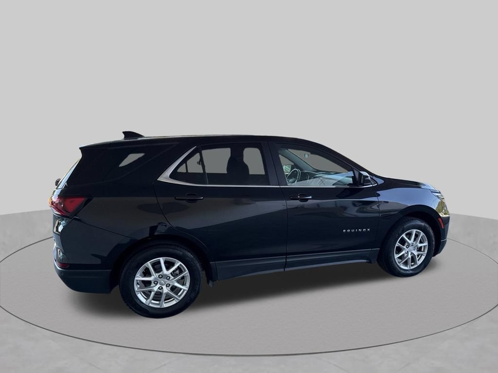 Used 2024 Chevrolet Equinox LT FWD image 10
