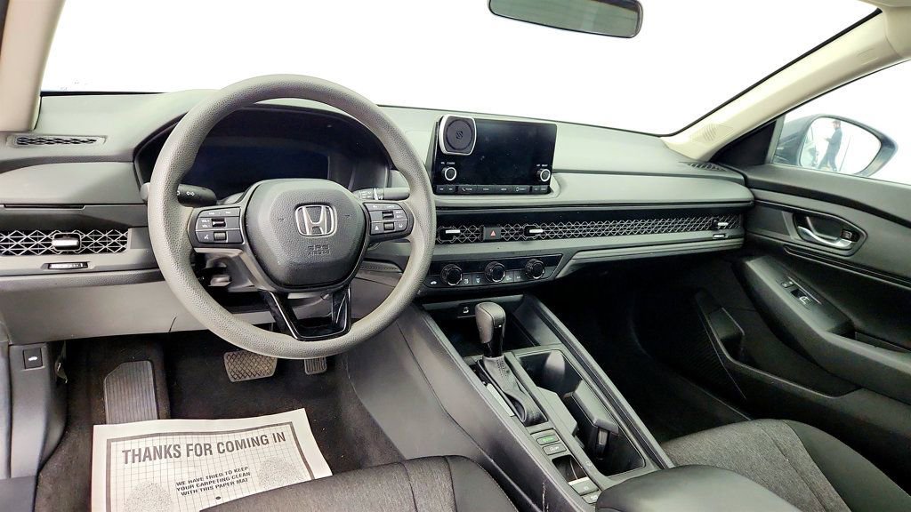 Used 2024 Honda Accord EX image 13