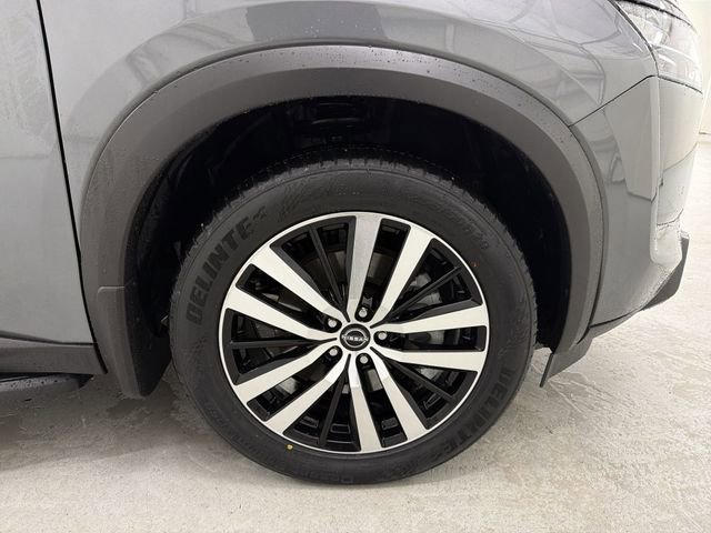 Certified 2024 Nissan Pathfinder Platinum w/ Cargo Package image 14