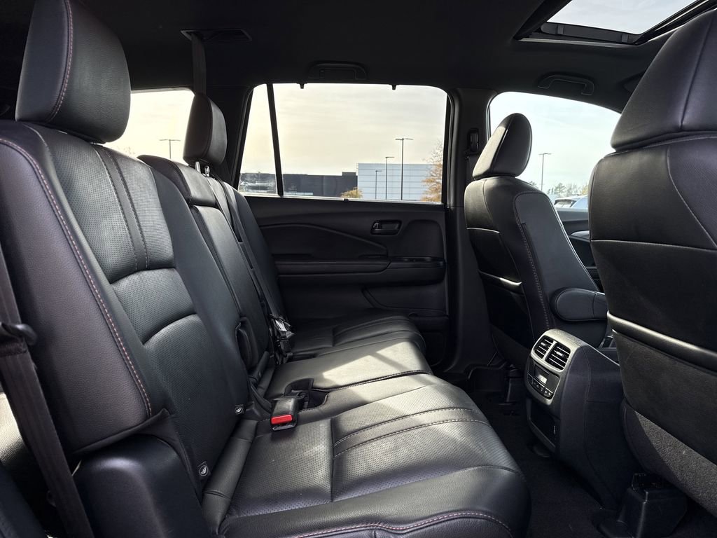Used 2022 Honda Pilot TrailSport image 19