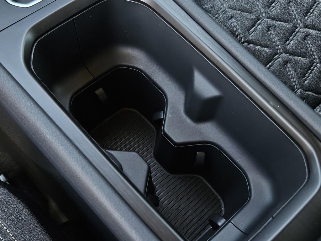 New 2026 Nissan Kicks SV image 21