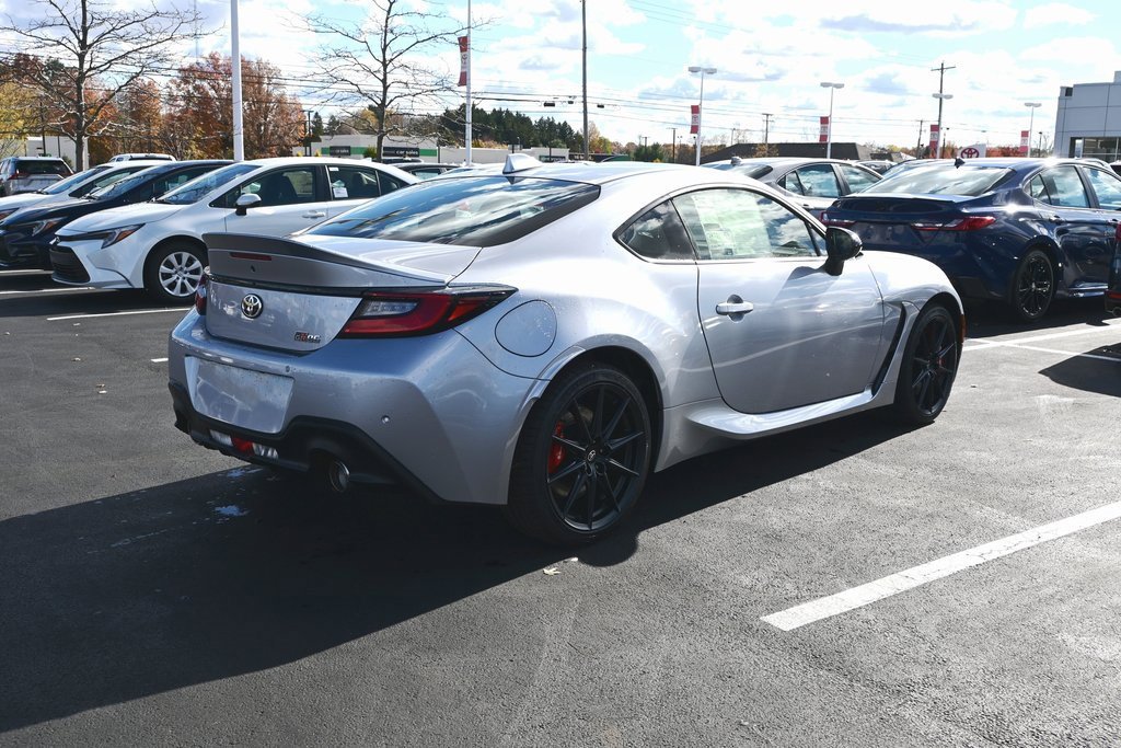 New 2025 Toyota GR86 Premium image 8
