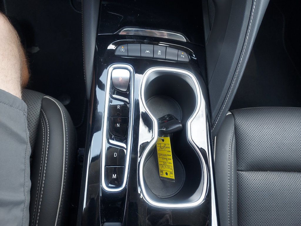 Used 2023 Buick Envision Essence FWD image 17