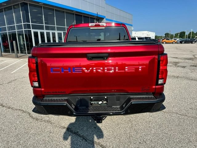 Used 2026 Chevrolet Colorado Z71 w/ Technology Package AWD/4WD image 4