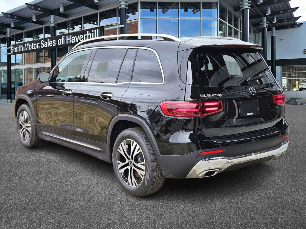 New 2026 Mercedes-Benz GLB 250 4MATIC image 3