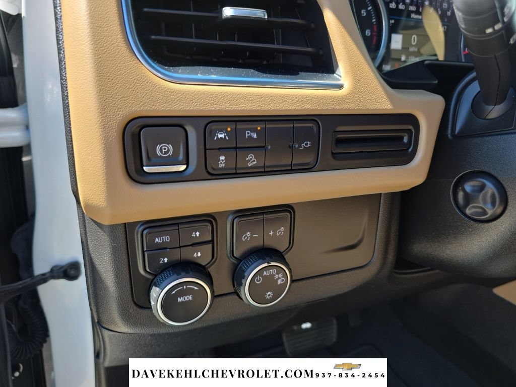 Used 2021 Chevrolet Tahoe Premier AWD/4WD image 10