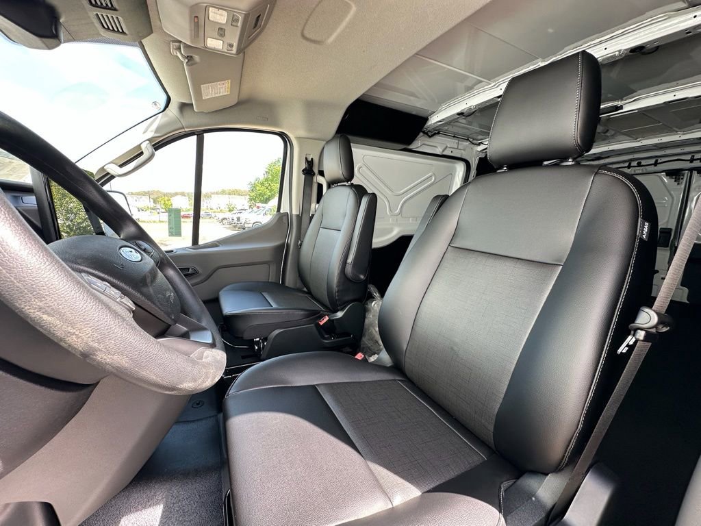 New 2026 Ford Transit 350 Low Roof w/ Load Area Protection Package RWD image 15