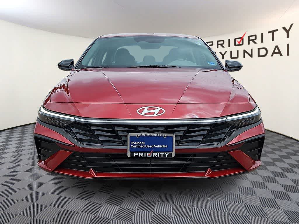 Certified 2025 Hyundai Elantra Sport FWD image 2