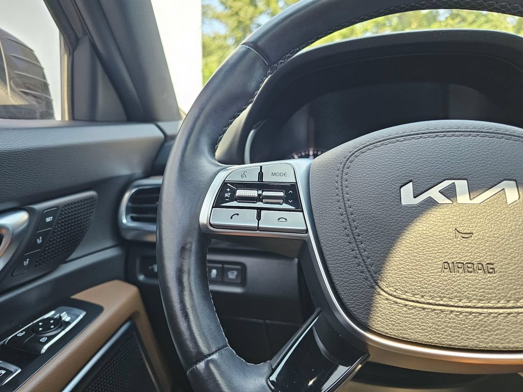 Used 2022 Kia Telluride SX w/ SX Prestige Package AWD/4WD image 35