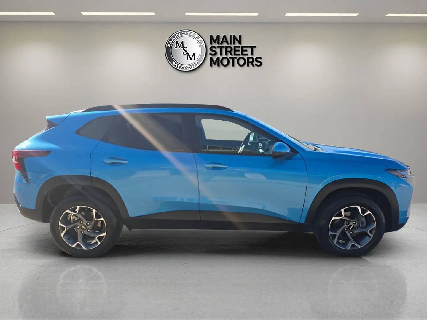 Used 2025 Chevrolet Trax LT w/ Driver Confidence Package image 6