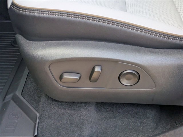 New 2026 Chevrolet Traverse High Country image 12