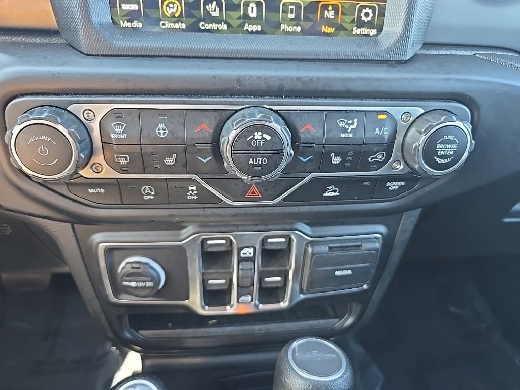 Certified 2022 Jeep Gladiator Willys image 28