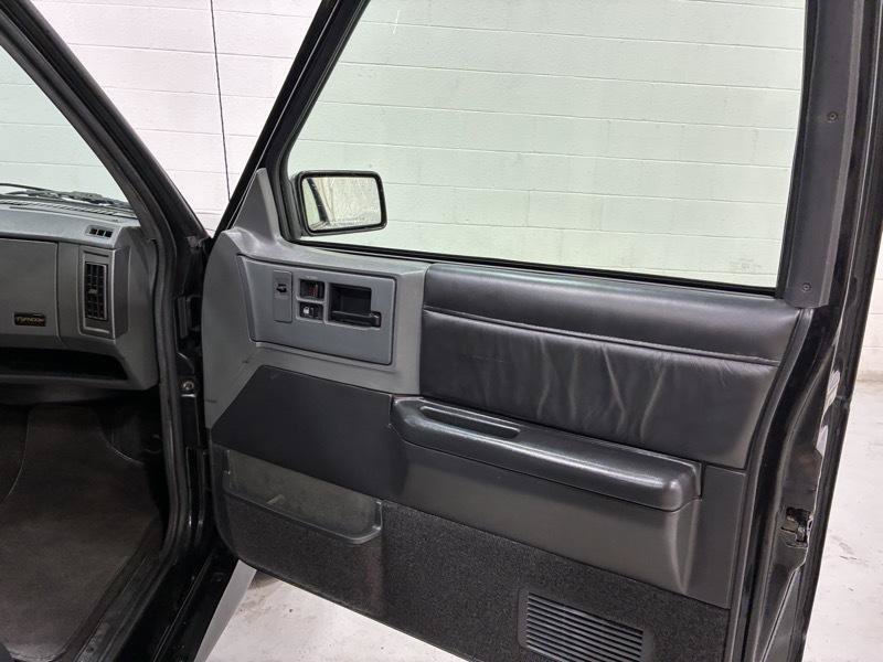 Used 1993 GMC Jimmy AWD/4WD image 15