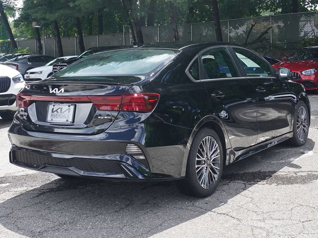 Used 2023 Kia Forte GT-Line FWD image 9