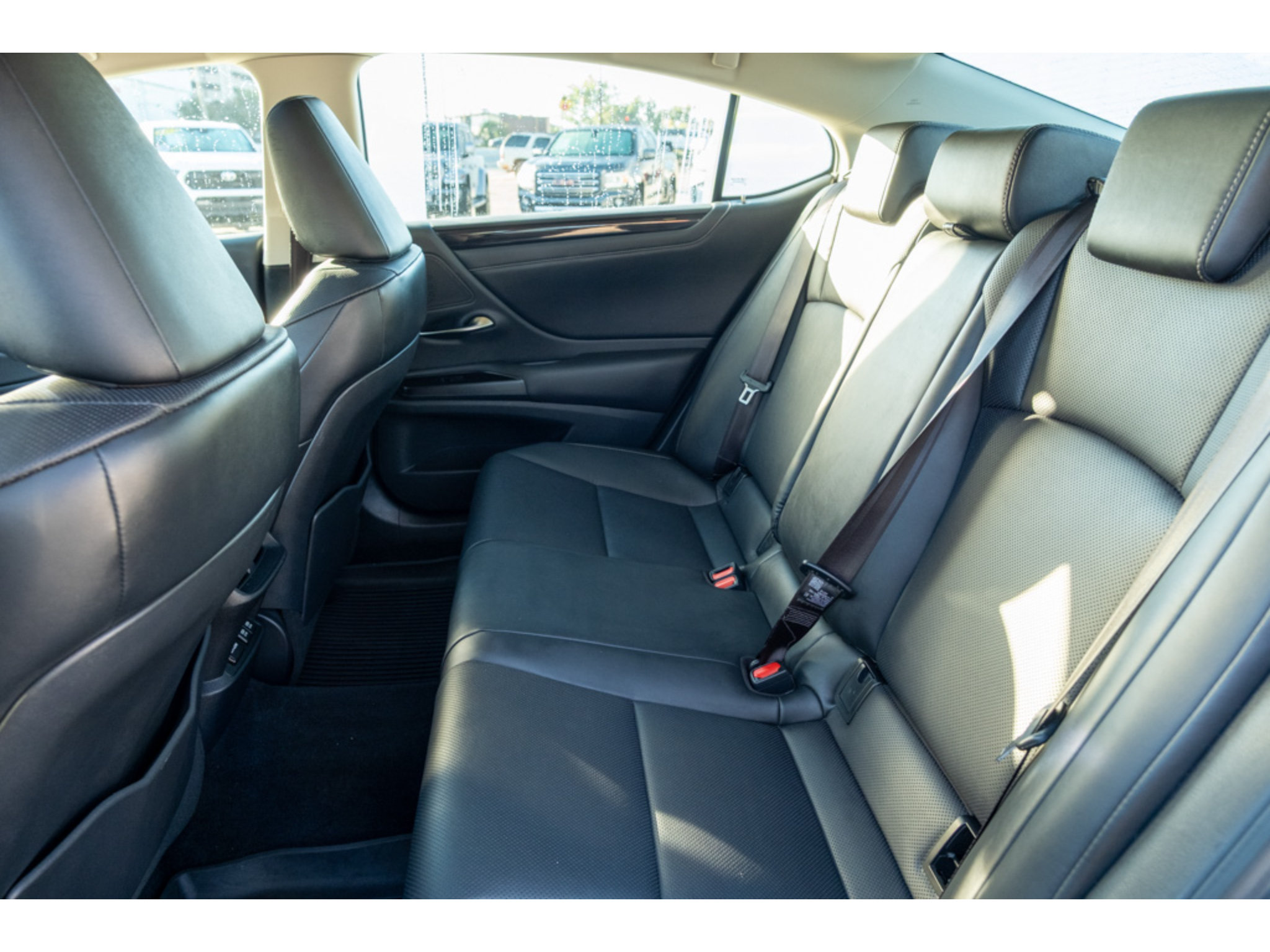 Used 2019 Lexus ES 350 w/ Premium Package FWD image 13