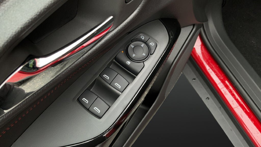 New 2026 Chevrolet Trax RS w/ Driver Confidence Package FWD image 29