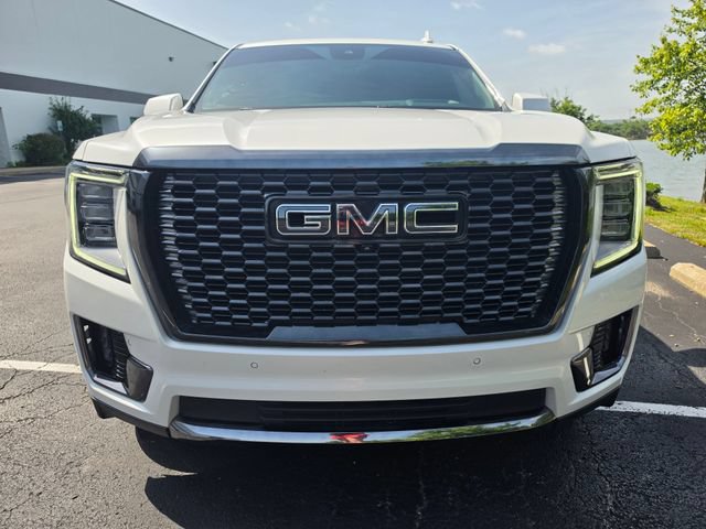 Used 2023 GMC Yukon Denali Ultimate AWD/4WD image 18