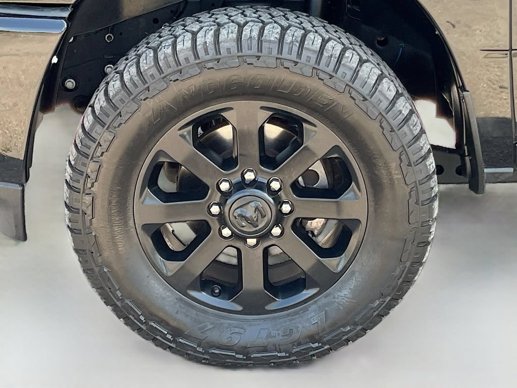 Used 2023 RAM 3500 Big Horn w/ Night Edition AWD/4WD image 31