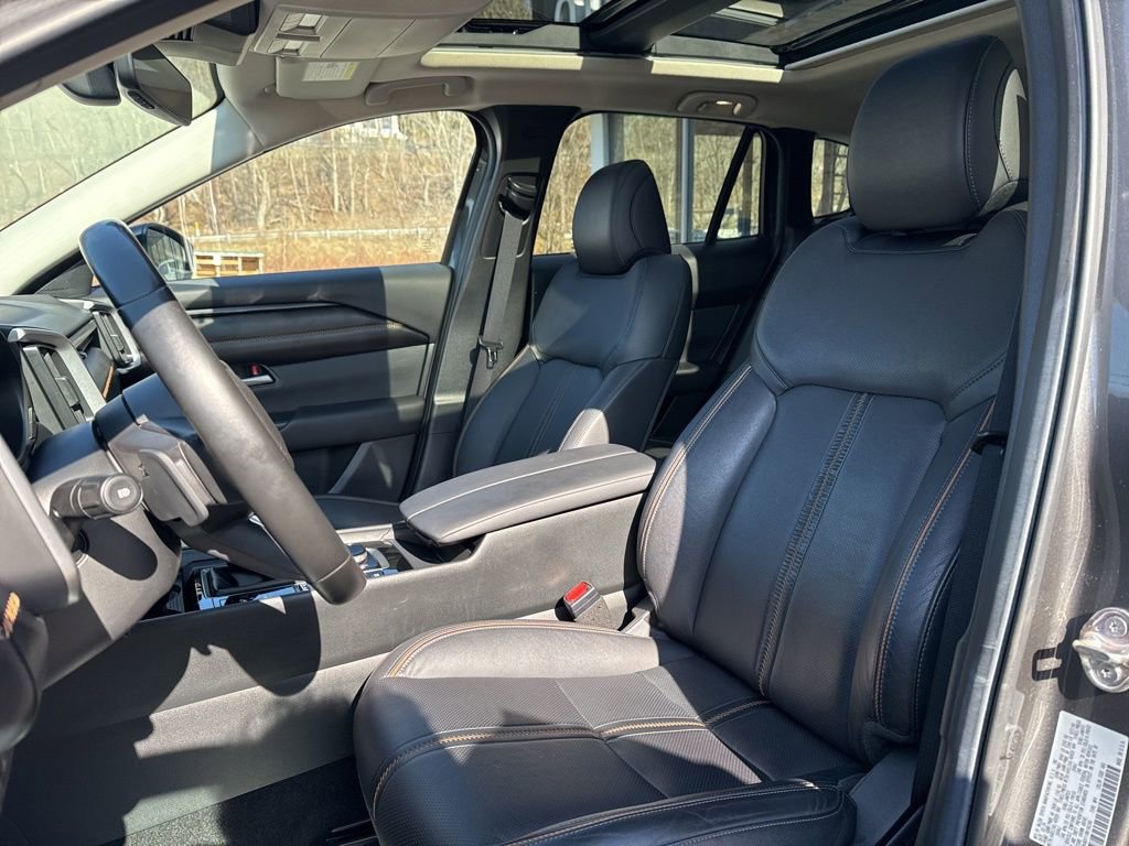 Used 2024 MAZDA CX-50 AWD 2.5 Turbo w/ Cargo Package image 18