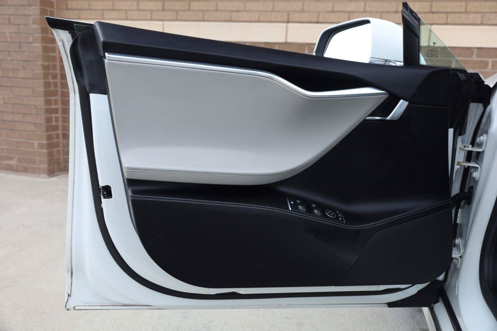 Used 2016 Tesla Model S 75 RWD image 15