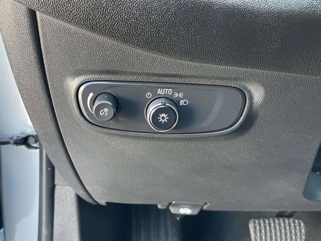 Used 2024 Chevrolet Equinox LT FWD image 20