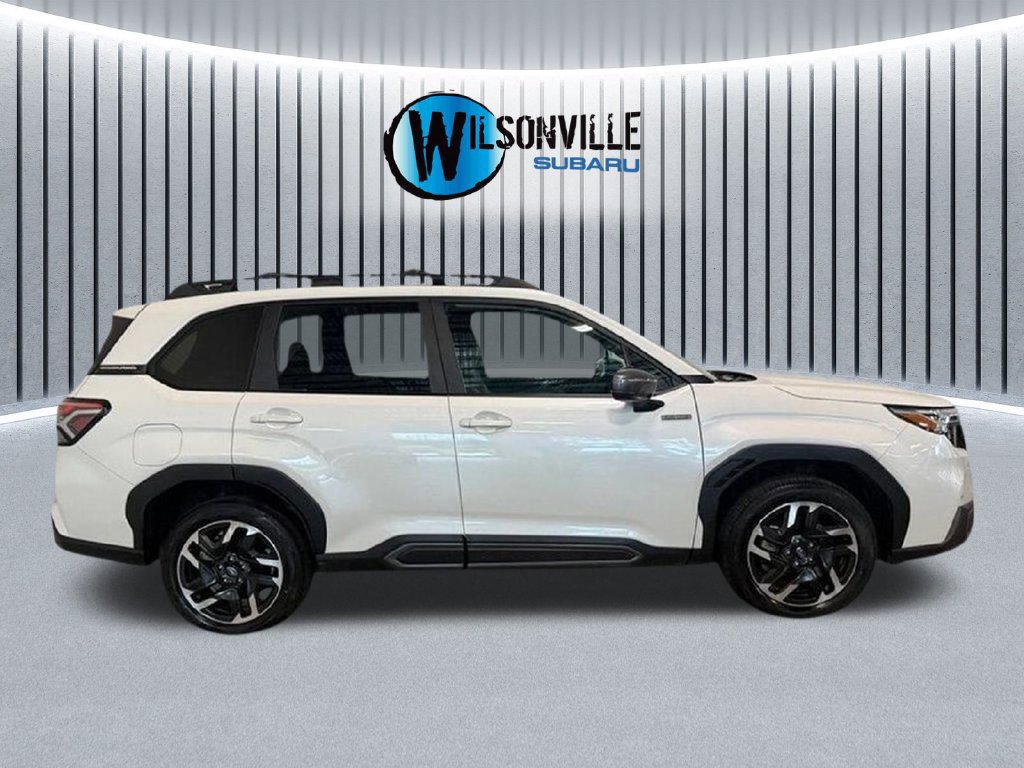 Used 2025 Subaru Forester Limited AWD/4WD image 15