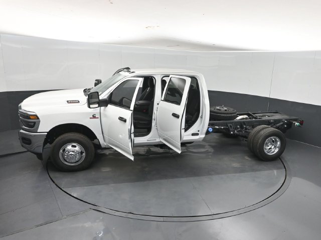 New 2026 RAM 3500 Tradesman w/ Chrome Appearance Group A AWD/4WD image 61