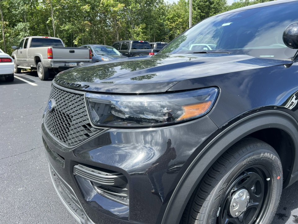 New 2025 Ford Explorer 4WD Police Interceptor image 9