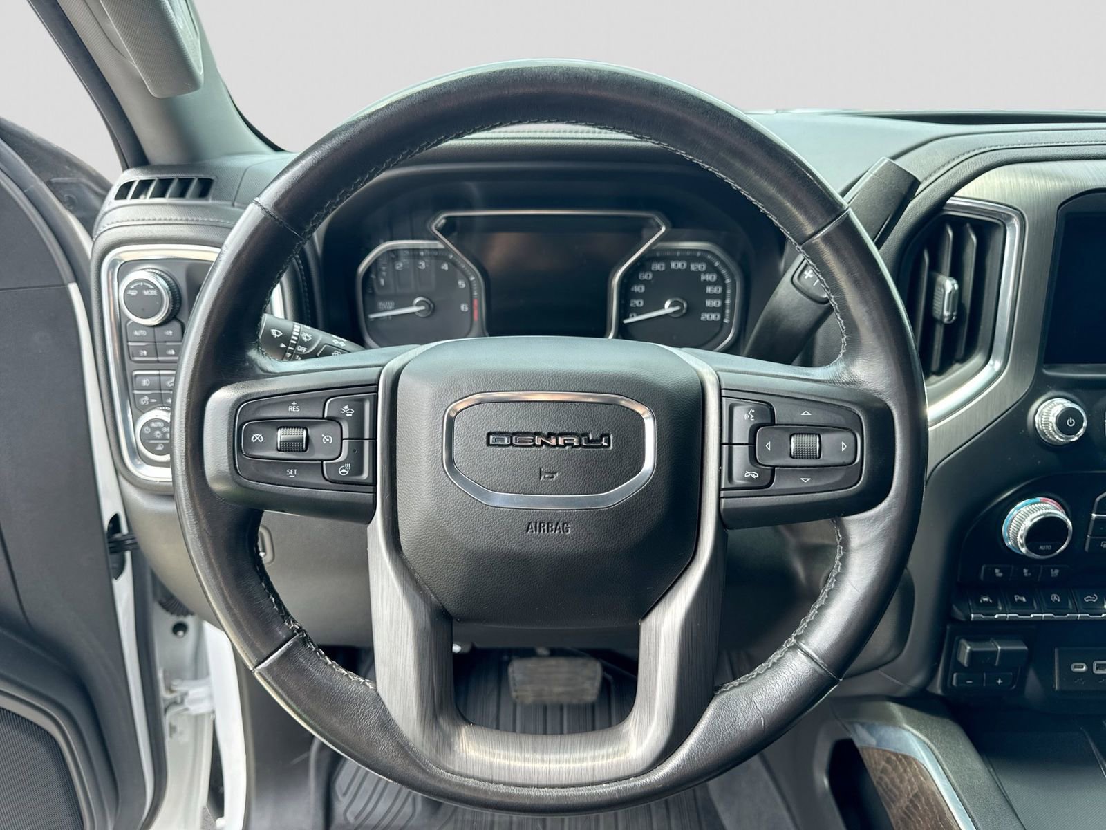 Used 2021 GMC Sierra 1500 Denali w/ Denali Ultimate Package AWD/4WD image 28