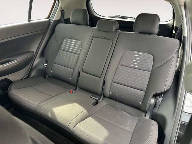 Used 2022 Kia Sportage LX w/ LX FWD Value Edition Package image 13