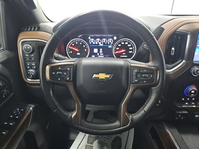 Used 2022 Chevrolet Silverado 1500 High Country w/ Technology Package image 23