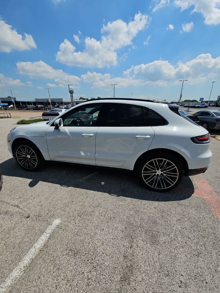 Used 2021 Porsche Macan S AWD/4WD image 4