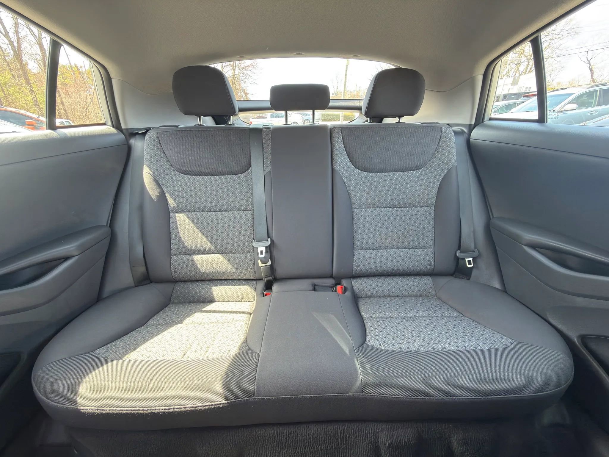 Used 2017 Hyundai Ioniq Blue image 17